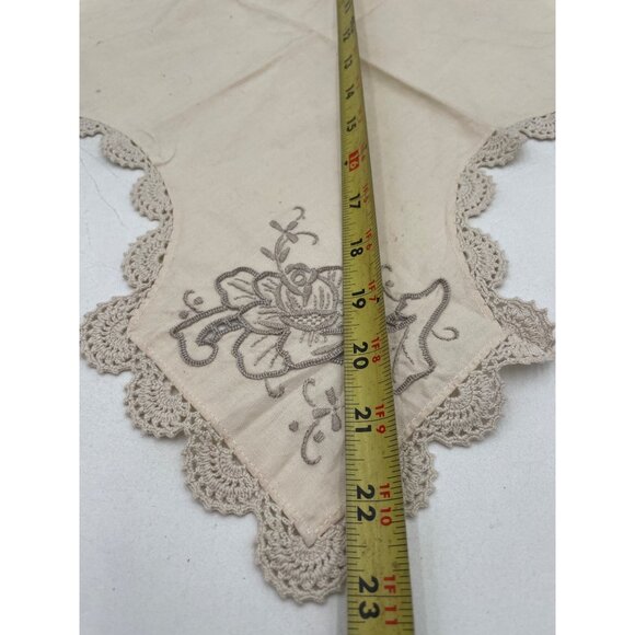 Vintage Linen Embroidered Crocheted Edge Bread Liner & Doilies Lot of 3 - Picture 2 of 11